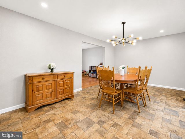 5 GOTTO LN, Waterford Works, NJ 08089