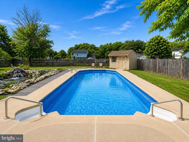 5 GOTTO LN, Waterford Works, NJ 08089