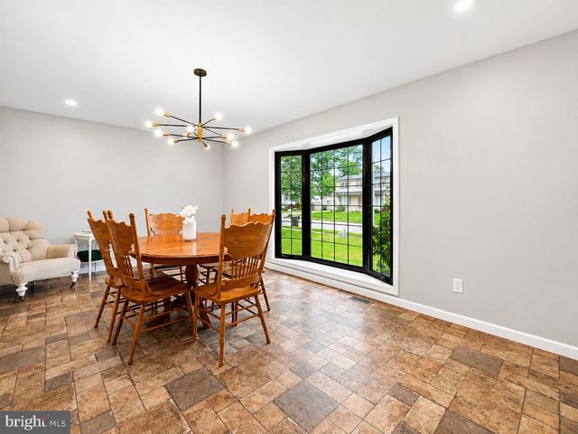 5 GOTTO LN, Waterford Works, NJ 08089