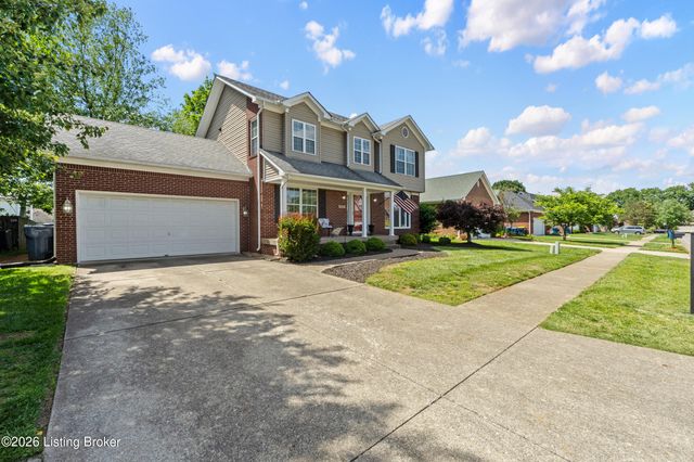 3812 Fieldside Cir, Louisville, KY 40299