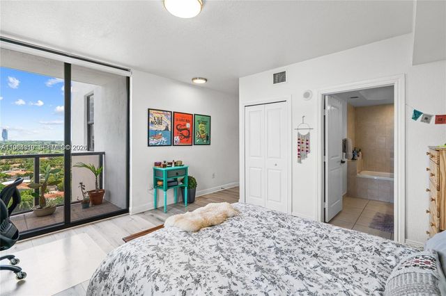 2301 SW 27th Ave 1203, Miami, FL 33145