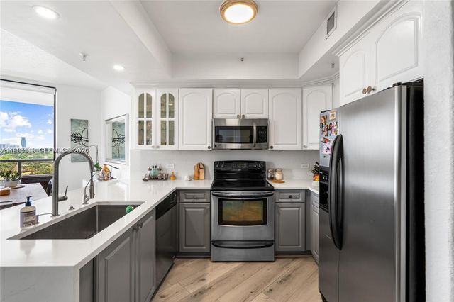 2301 SW 27th Ave 1203, Miami, FL 33145