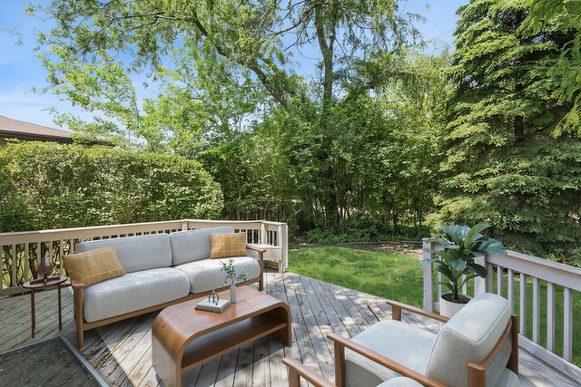 2214 Hamilton Lane, Darien, IL 60561