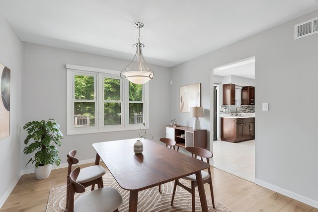 2214 Hamilton Lane, Darien, IL 60561
