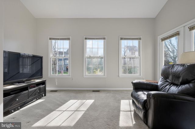 6224 POINT CT, Centreville, VA 20120