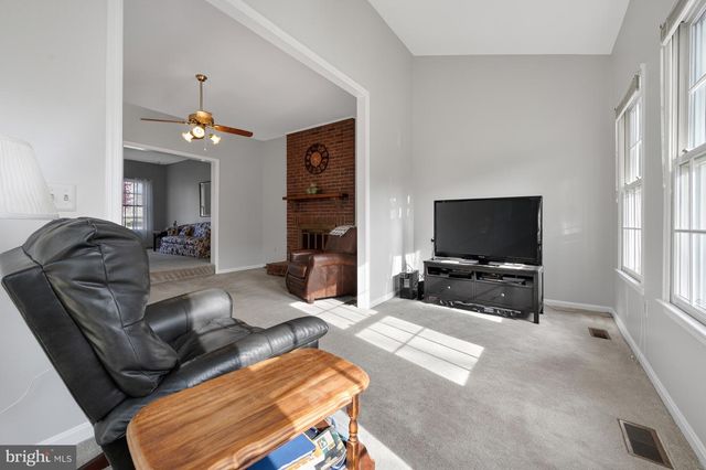 6224 POINT CT, Centreville, VA 20120