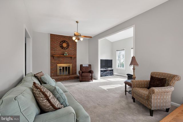 6224 POINT CT, Centreville, VA 20120