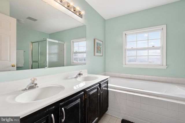 6224 POINT CT, Centreville, VA 20120