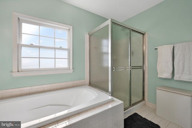 6224 POINT CT, Centreville, VA 20120