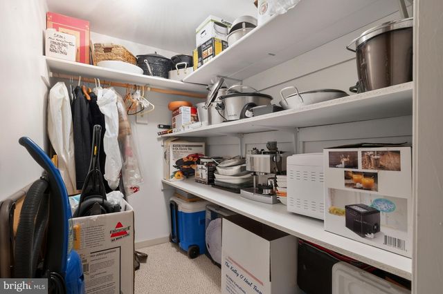 6224 POINT CT, Centreville, VA 20120