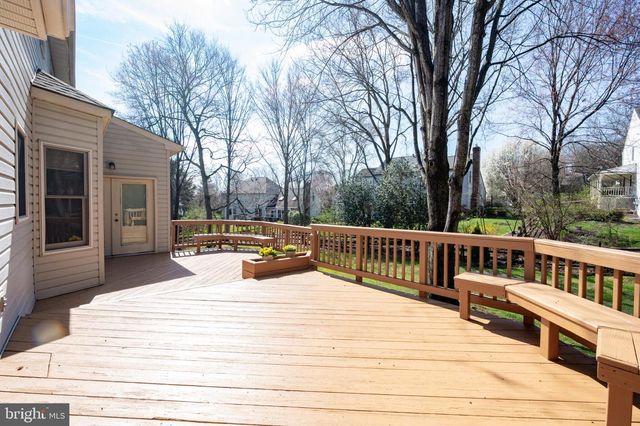 6224 POINT CT, Centreville, VA 20120