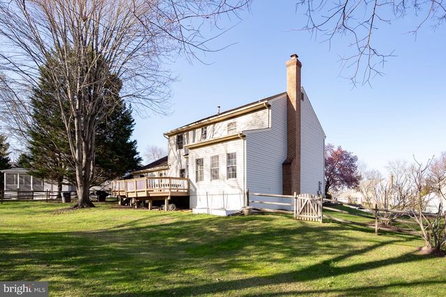 6224 POINT CT, Centreville, VA 20120