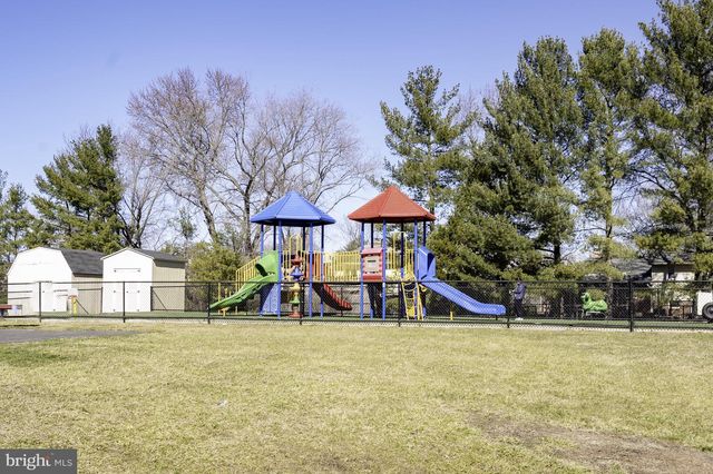 6224 POINT CT, Centreville, VA 20120