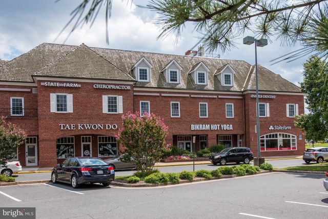 6224 POINT CT, Centreville, VA 20120