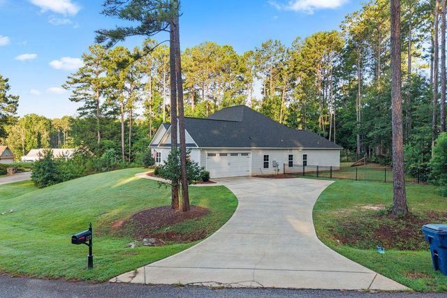 122 Lee Road 2121, Salem, AL 36874