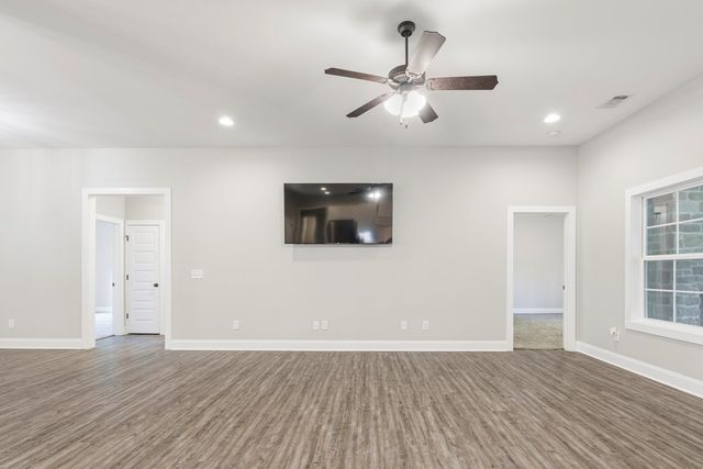 122 Lee Road 2121, Salem, AL 36874