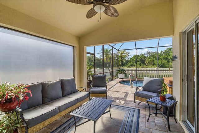 11212 CORALBEAN DRIVE, Lakewood Ranch, FL 34202