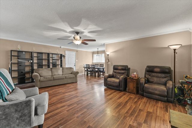 201 Collins Drive, Terrell, TX 75160