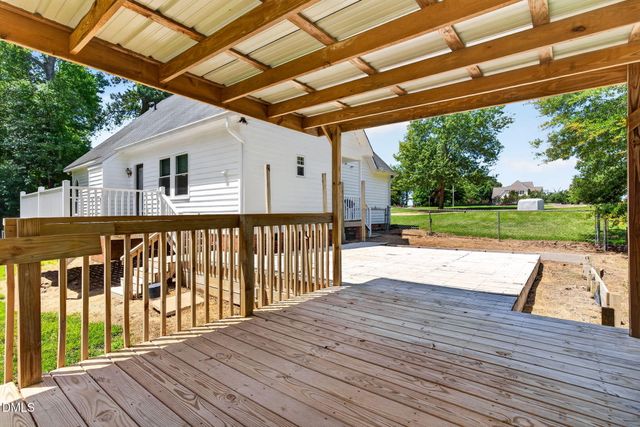5917 Rock Service Station Road, Raleigh, NC 27603