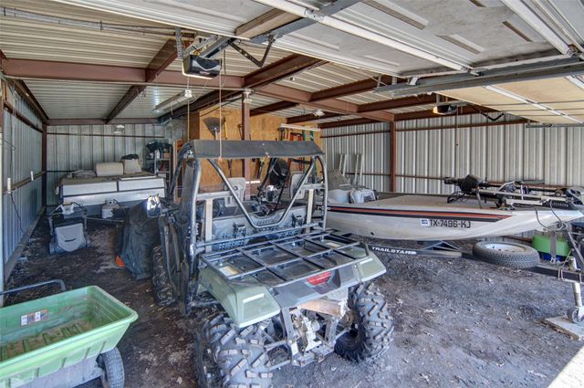 190 County Road 1975, Yantis, TX 75497