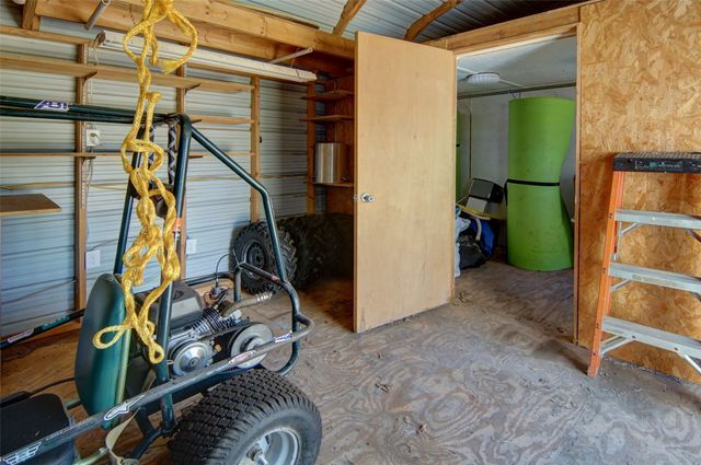 190 County Road 1975, Yantis, TX 75497