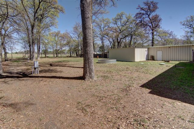 190 County Road 1975, Yantis, TX 75497