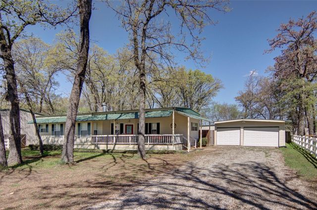 190 County Road 1975, Yantis, TX 75497