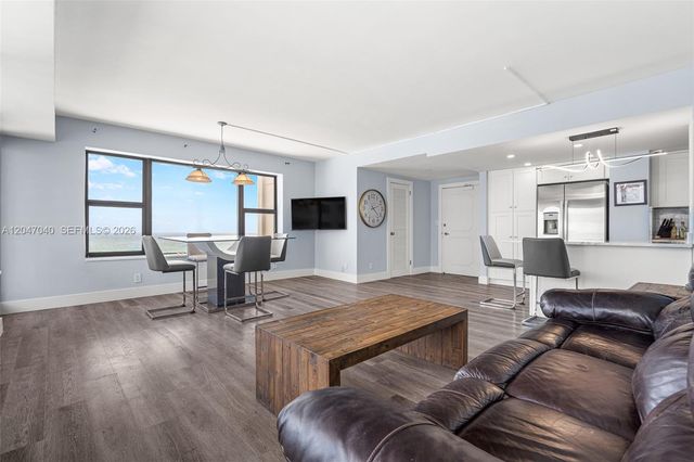 3800 Galt Ocean Dr 14, Fort Lauderdale, FL 33308