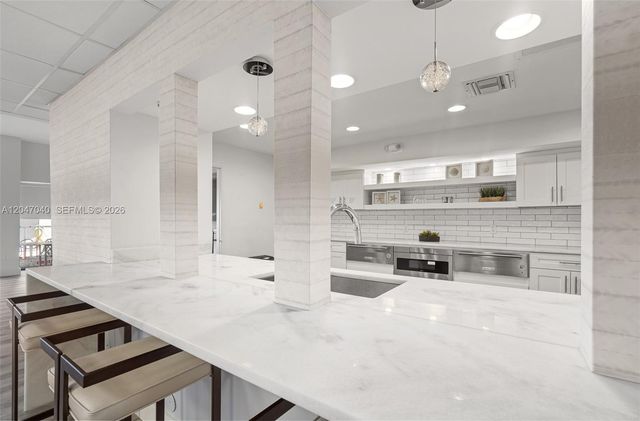 3800 Galt Ocean Dr 14, Fort Lauderdale, FL 33308