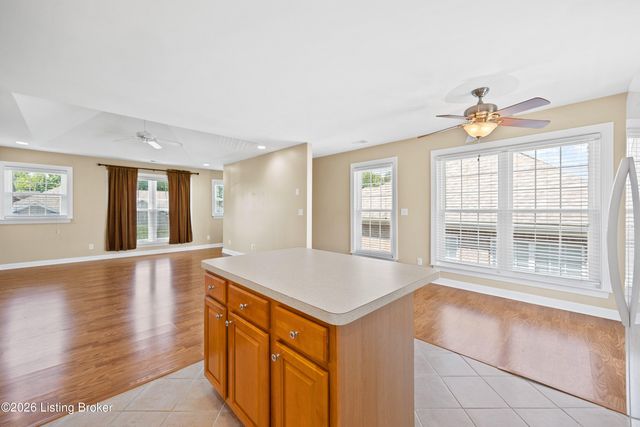 9514 Rustling Tree Way 201, Louisville, KY 40291