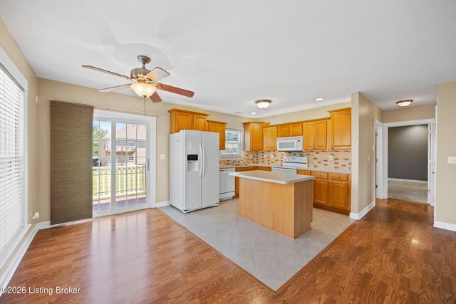 9514 Rustling Tree Way 201, Louisville, KY 40291