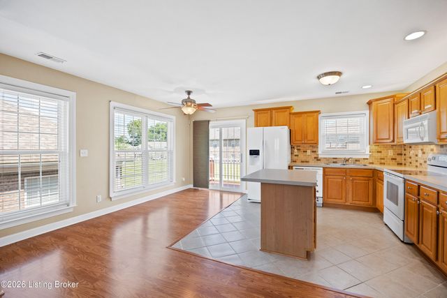 9514 Rustling Tree Way 201, Louisville, KY 40291