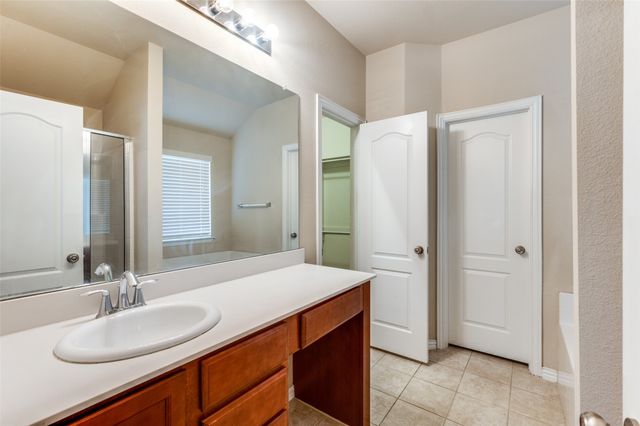 4920 Lemon Grove Drive, Fort Worth, TX 76135