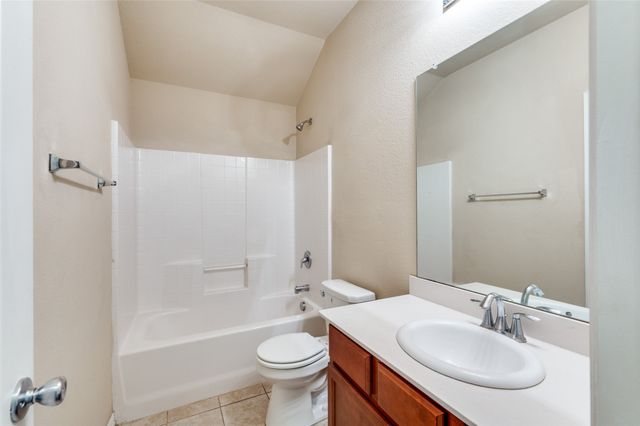 4920 Lemon Grove Drive, Fort Worth, TX 76135