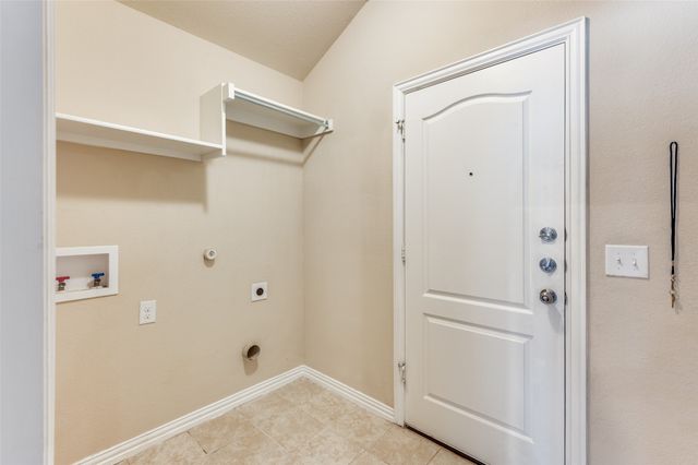 4920 Lemon Grove Drive, Fort Worth, TX 76135