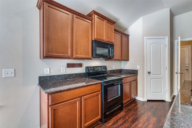 4920 Lemon Grove Drive, Fort Worth, TX 76135