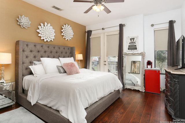 215 Center St Apt 109, San Antonio, TX 78202