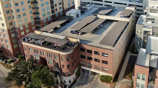 215 Center St Apt 109, San Antonio, TX 78202