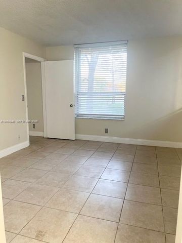 10757 Cleary Blvd 112, Plantation, FL 33324