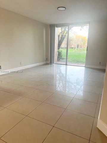10757 Cleary Blvd 112, Plantation, FL 33324