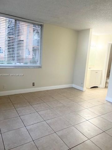 10757 Cleary Blvd 112, Plantation, FL 33324