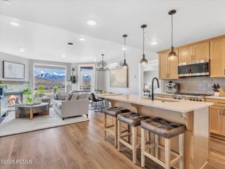 909 W Peace Tree Trail 203, Kamas, UT 84036