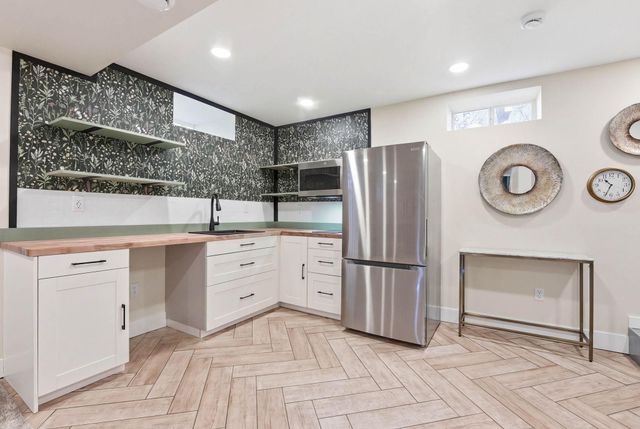 139 Spruce Street, Mahtomedi, MN 55115