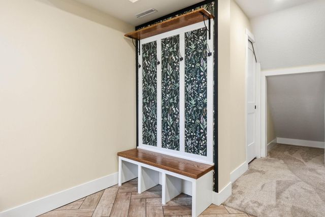 139 Spruce Street, Mahtomedi, MN 55115