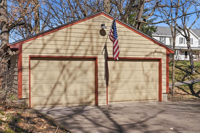 139 Spruce Street, Mahtomedi, MN 55115