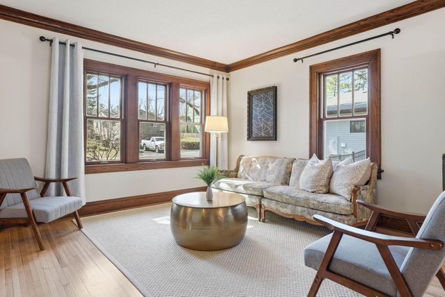 139 Spruce Street, Mahtomedi, MN 55115