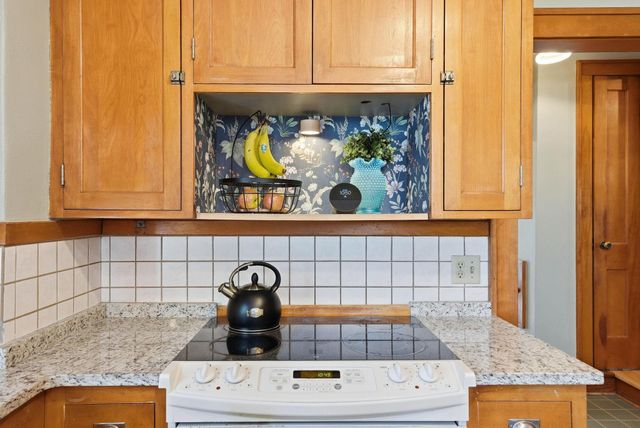 139 Spruce Street, Mahtomedi, MN 55115