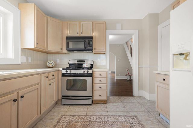 612 N State Street, Mishawaka, IN 46544