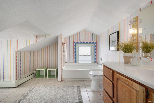 612 N State Street, Mishawaka, IN 46544