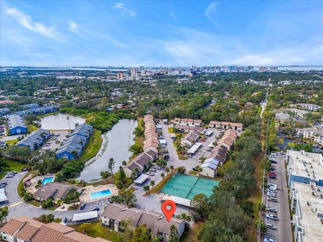 2701 HIDDEN LAKE DRIVE N E, Sarasota, FL 34237